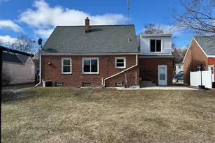 512 S Main St, Saukville, WI 53080 - Photo 2