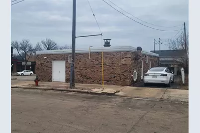 7027 W North Ave, Wauwatosa, WI 53213 - Photo 14