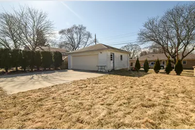 3261 S 69th St, Milwaukee, WI 53219 - Photo 22