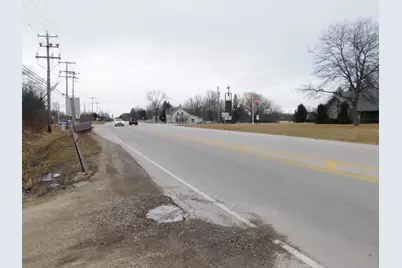 481  Port Washington Rd, Grafton, WI 53024 - Photo 8