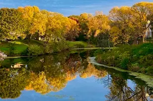 104 E Sutton Pl, Waukesha, WI 53188 - Photo 2