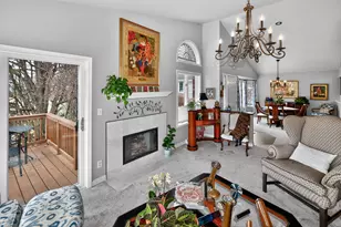 104 E Sutton Pl, Waukesha, WI 53188 - Photo 4