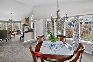 104 E Sutton Pl, Waukesha, WI 53188 - Photo 12