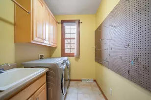 24 Whispering Springs Ct, Fond du Lac, WI 54937 - Photo 16