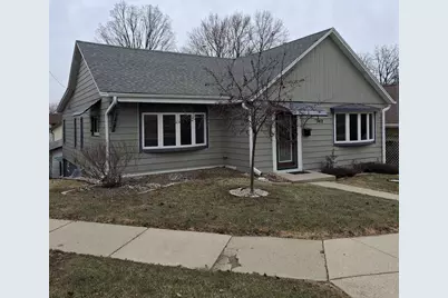 1412  Henry St, Watertown, WI 53094 - Photo 1