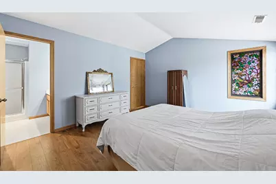 384  Park Hill Dr #E, Pewaukee, WI 53072 - Photo 18