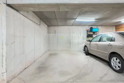 384  Park Hill Dr #E, Pewaukee, WI 53072 - Photo 24