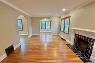 1221 Grace St, Janesville, WI 53545 - Photo 4