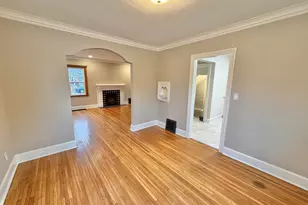 1221 Grace St, Janesville, WI 53545 - Photo 6