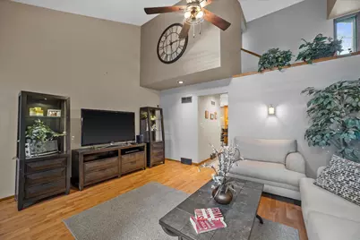 207  Parkview Ct, Pewaukee, WI 53072 - Photo 20