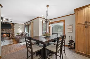 207 Parkview Ct, Pewaukee, WI 53072 - Photo 24