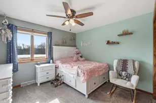 449 Gavin Pkwy, Kewaskum, WI 53040 - Photo 24