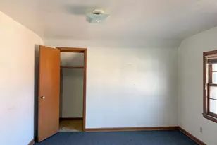 7518 W Medford Ave, Milwaukee, WI 53218 - Photo 14