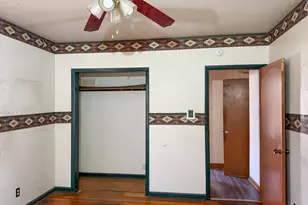 7518 W Medford Ave, Milwaukee, WI 53218 - Photo 8