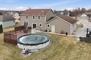 6817 Sandy Ln, Racine, WI 53185 - Photo 36