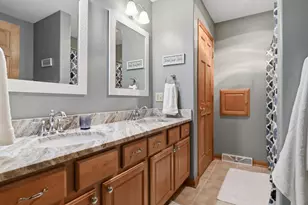 6817 Sandy Ln, Racine, WI 53185 - Photo 26
