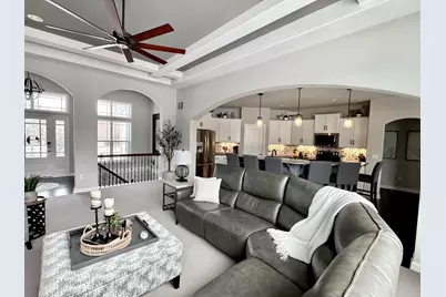 W222 S4127  Timm Dr, Waukesha, WI 53189 - Photo 6