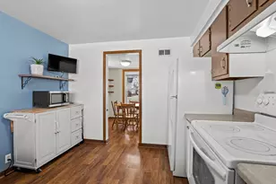 610 Leavens Ave, Sheboygan Falls, WI 53085 - Photo 4