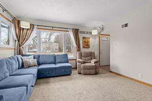 610 Leavens Ave, Sheboygan Falls, WI 53085 - Photo 8