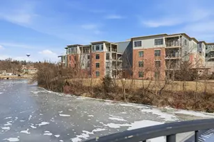 690 Rivershores Dr, West Bend, WI 53090 - Photo 24