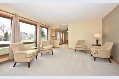 1011 N Webster St, Port Washington, WI 53074 - Photo 8