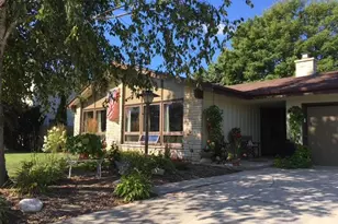 1011 N Webster St, Port Washington, WI 53074 - Photo 38