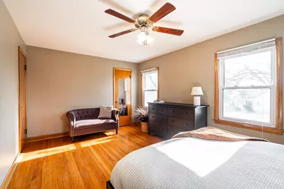 160 E Gauer Cir, Milwaukee, WI 53207 - Photo 18