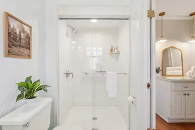 3220 W Chateau Ct, Mequon, WI 53092 - Photo 38