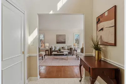 3220 W Chateau Ct, Mequon, WI 53092 - Photo 6