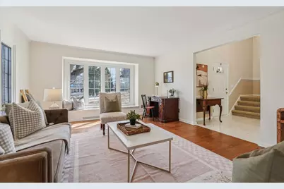 3220 W Chateau Ct, Mequon, WI 53092 - Photo 10