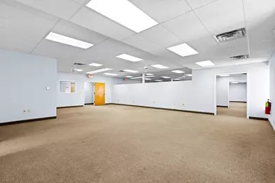 10607 W Oklahoma Ave, West Allis, WI 53227 - Photo 8