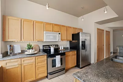 741 N Milwaukee St #202, Milwaukee, WI 53202 - Photo 8