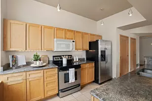 741 N Milwaukee St, Milwaukee, WI 53202 - Photo 8