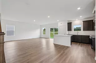 7075 Oakmont Rd, Racine, WI 53403 - Photo 14