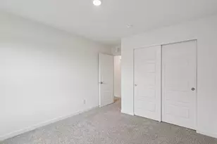 7075 Oakmont Rd, Racine, WI 53403 - Photo 34