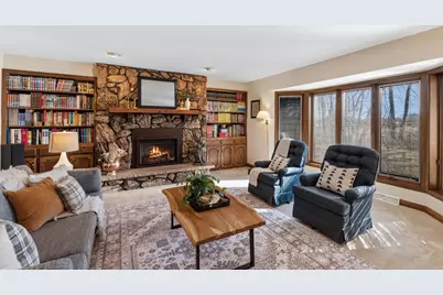 12785 W Bobwood Rd, New Berlin, WI 53151 - Photo 10