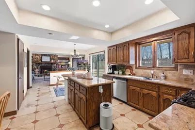 12785 W Bobwood Rd, New Berlin, WI 53151 - Photo 18