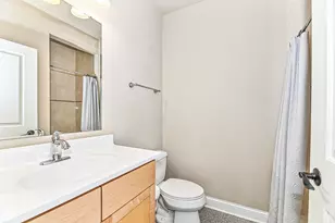 606 W Wisconsin Ave, Milwaukee, WI 53203 - Photo 24