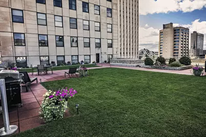 606 W Wisconsin Ave #1702, Milwaukee, WI 53203 - Photo 32