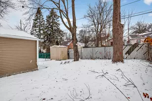 5273 N 51st Blvd, Milwaukee, WI 53218 - Photo 8