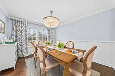 231 E Fox Dale Rd, Fox Point, WI 53217 - Photo 10