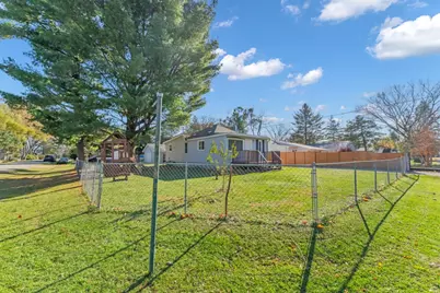 2800  Mabie St, Delavan, WI 53115 - Photo 38
