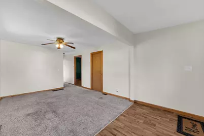 2800  Mabie St, Delavan, WI 53115 - Photo 8