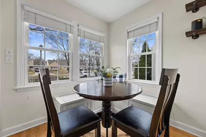 621 E Hampton Rd, Whitefish Bay, WI 53217 - Photo 10