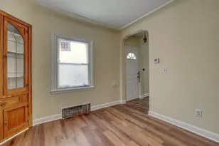 1315 W Keefe Ave, Milwaukee, WI 53206 - Photo 12