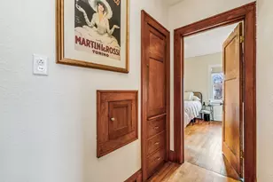 2220 E Bennett Ave, Milwaukee, WI 53207 - Photo 12