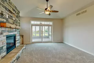 724 E Reinel St, Jefferson, WI 53549 - Photo 36