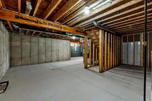 724 E Reinel St, Jefferson, WI 53549 - Photo 54