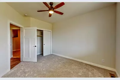 724 E Reinel St, Jefferson, WI 53549 - Photo 40