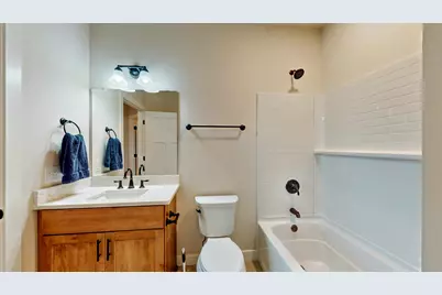 724 E Reinel St, Jefferson, WI 53549 - Photo 58